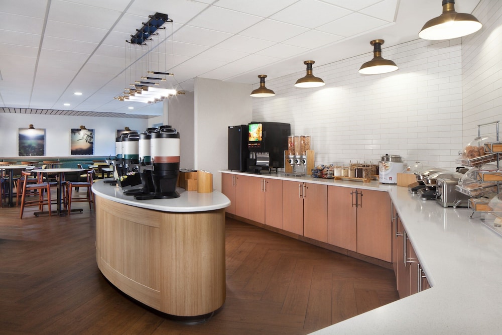 Fairfield Inn & Suites by Marriott Charleston - photo 32