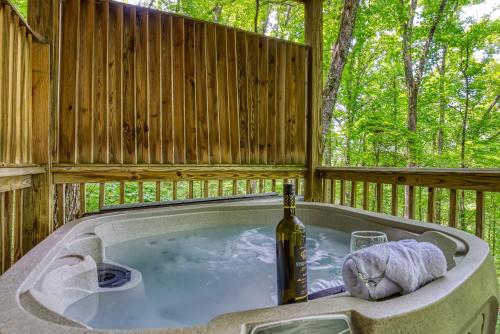 Beary Cozy Hot Tub Fireplace Free attraction Tickets - photo 35