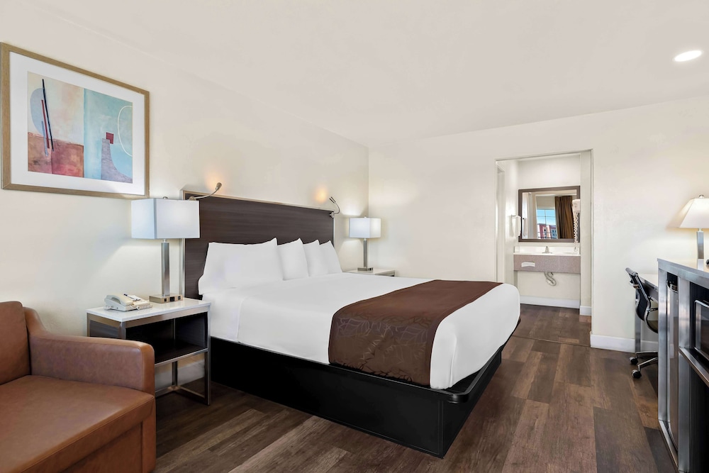 Americas Best Value Inn & Suites Flagstaff - photo 9