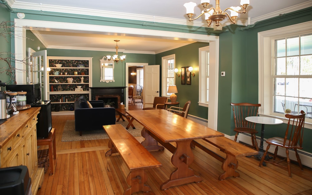 The Stowe Village Inn - photo 49