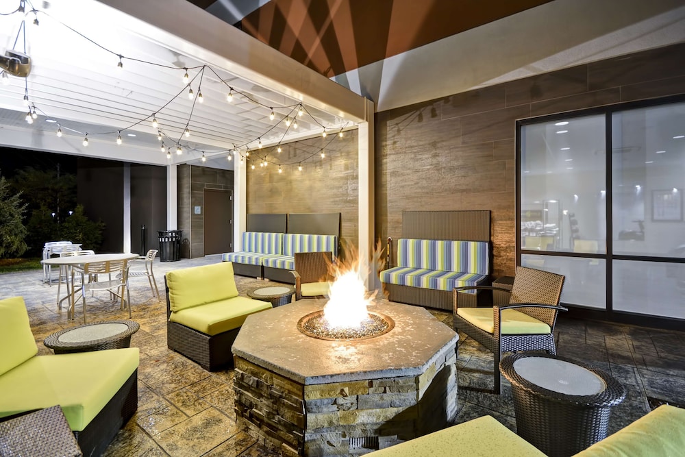 Home2 Suites by Hilton Oswego - photo 33