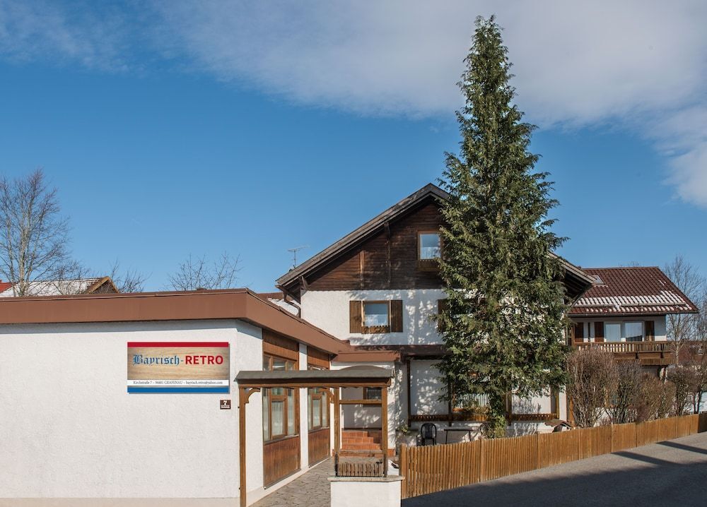 Bayrisch Retro — hotel in Grafenau