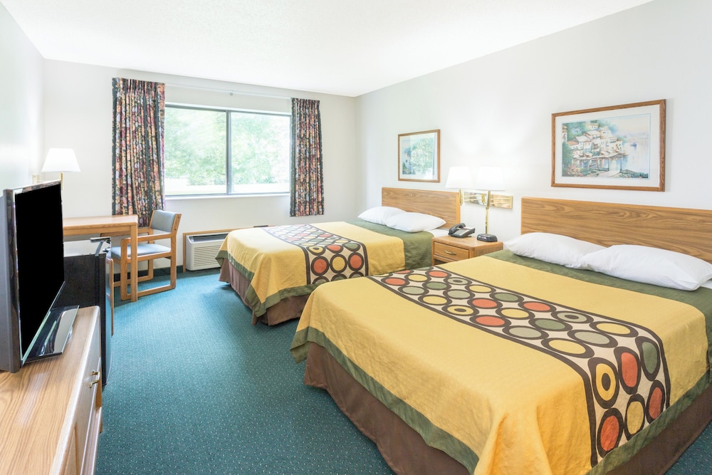 Super 8 by Wyndham Dewitt - photo 7
