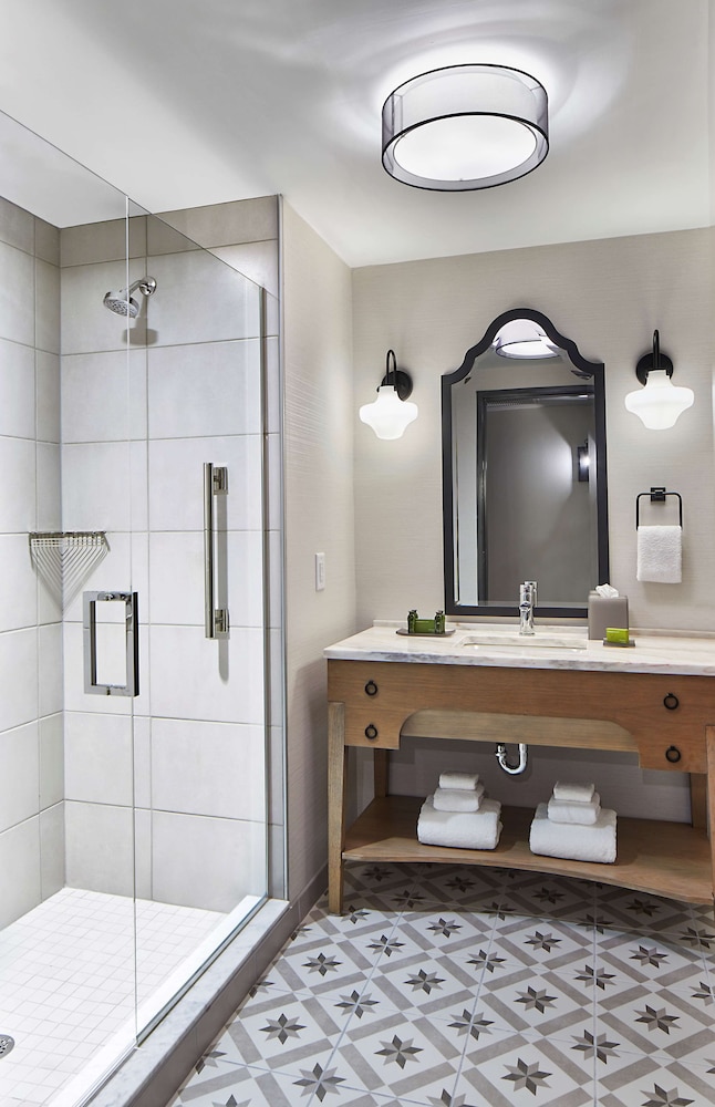The Hamilton Alpharetta Curio Collection by Hilton - photo 25