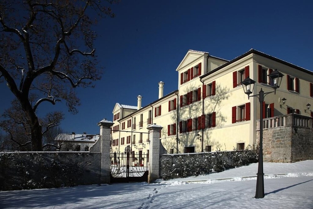 Park Hotel Villa Carpenada in Belluno, Italy