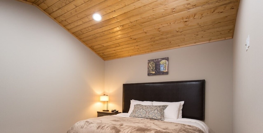 Woodland Inns - photo 26