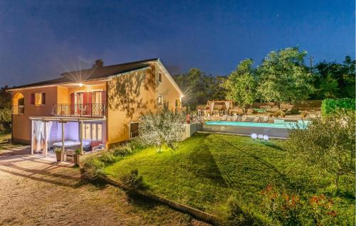 Le Happy Epinal Centre - carbon neutral hotel in Epinal