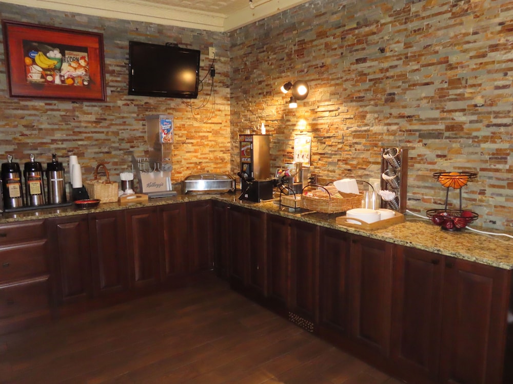 St. Charles Hotel - photo 51