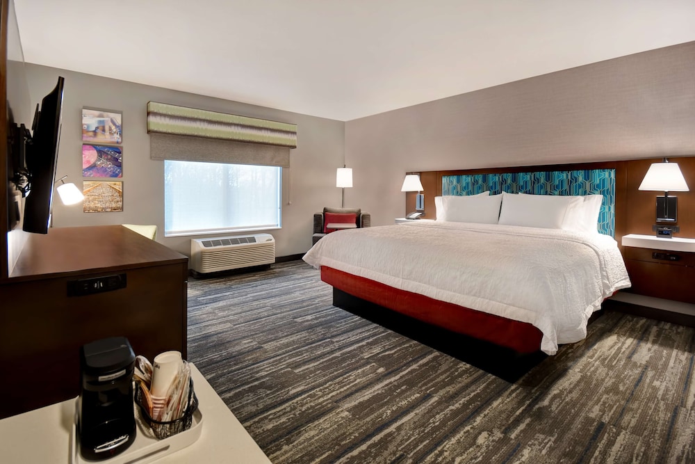 Hampton Inn Pleasant View TN - photo 17