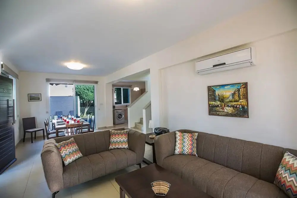 Beautiful Villa With Private Pool Paralimni Villa 1241