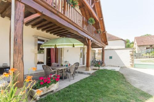 La Villanelle — hotel in Epinac
