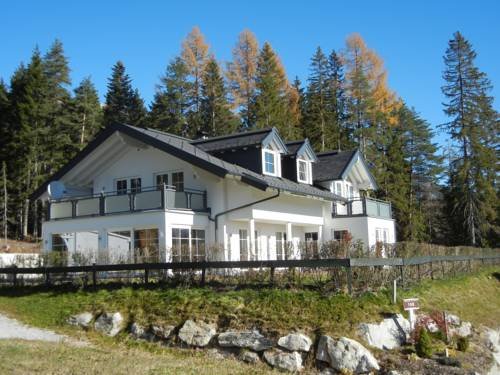 Haus Terra — 4-Star Luxury Hotel in Ramsau Am Dachstein, Austria