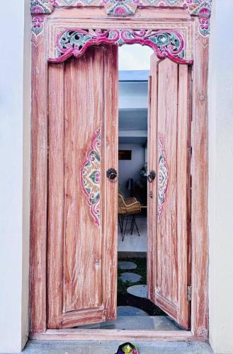 Y&J — Seminyak — photo 2