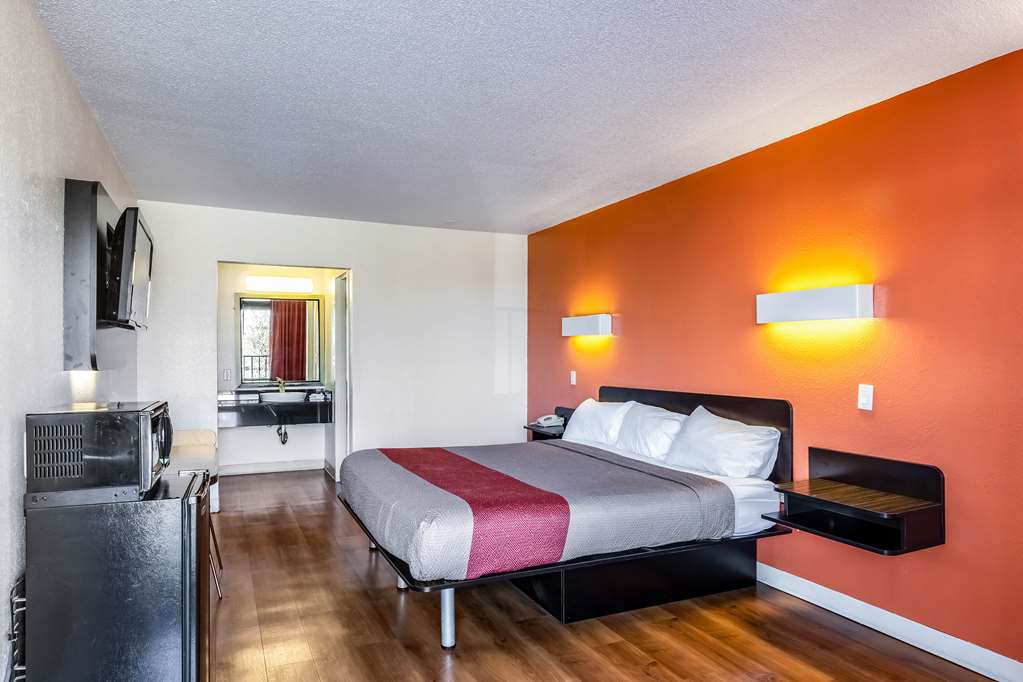 Motel 6 Little Rock AR West - photo 9
