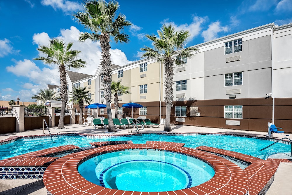 Candlewood Suites Galveston by IHG - photo 14