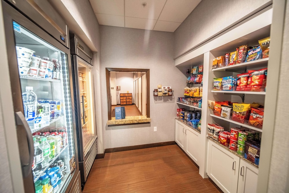 Homewood Suites by Hilton Rochester Mayo Clinic Area Saint Marys - photo 35