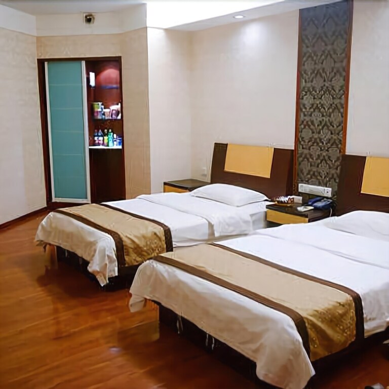 Xinyue Business Hotel — hotel in Panzhihua