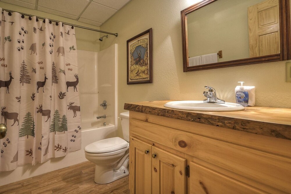 Grin Inn Bear It - photo 19