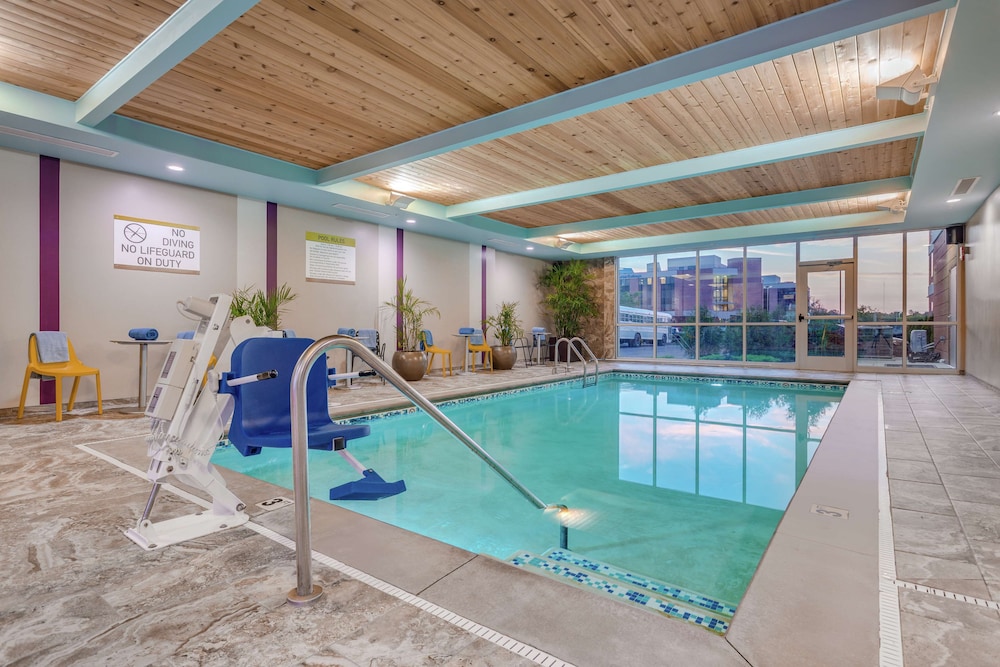 Home2 Suites by Hilton Indianapolis Northwest - photo 32