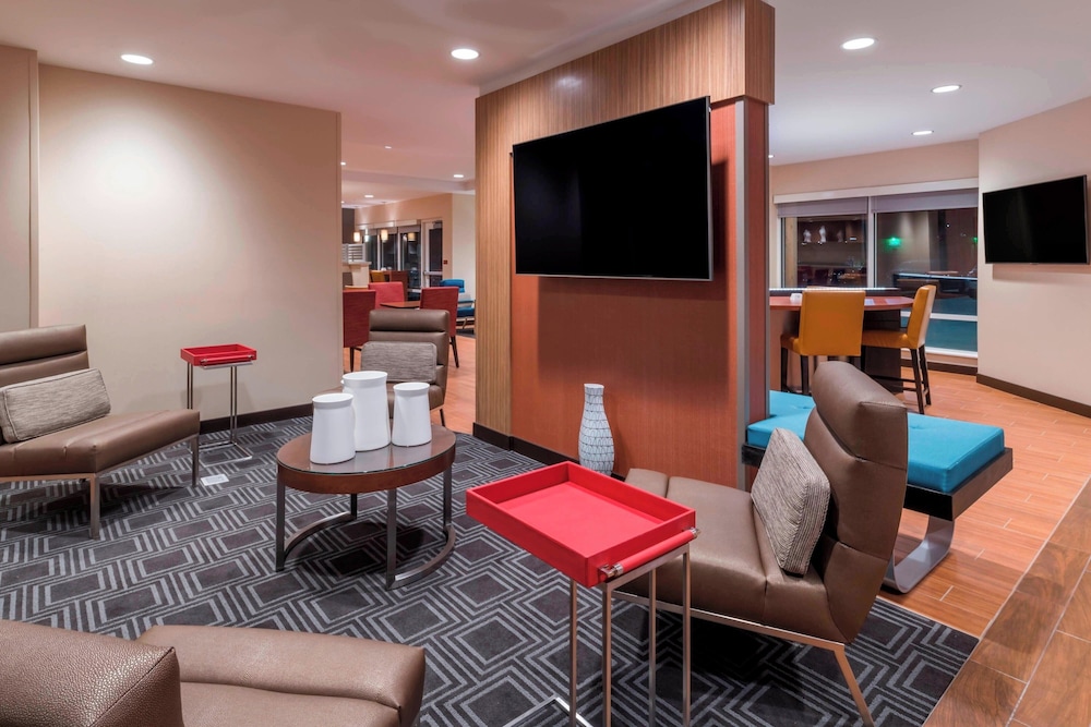 TownePlace Suites by Marriott Hays - photo 4