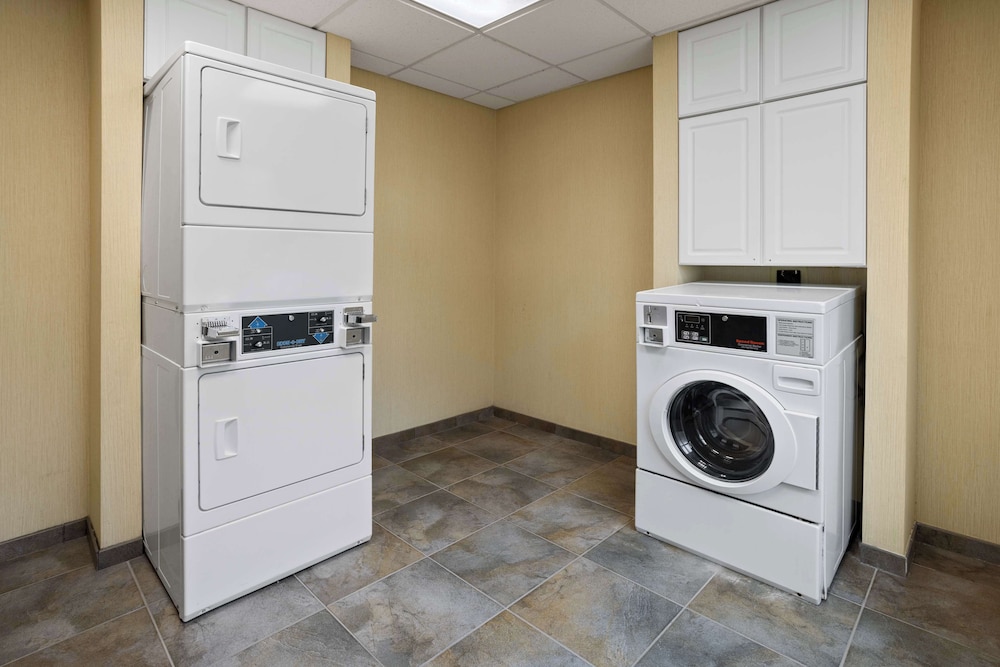 Hilton Garden Inn Milford - photo 27