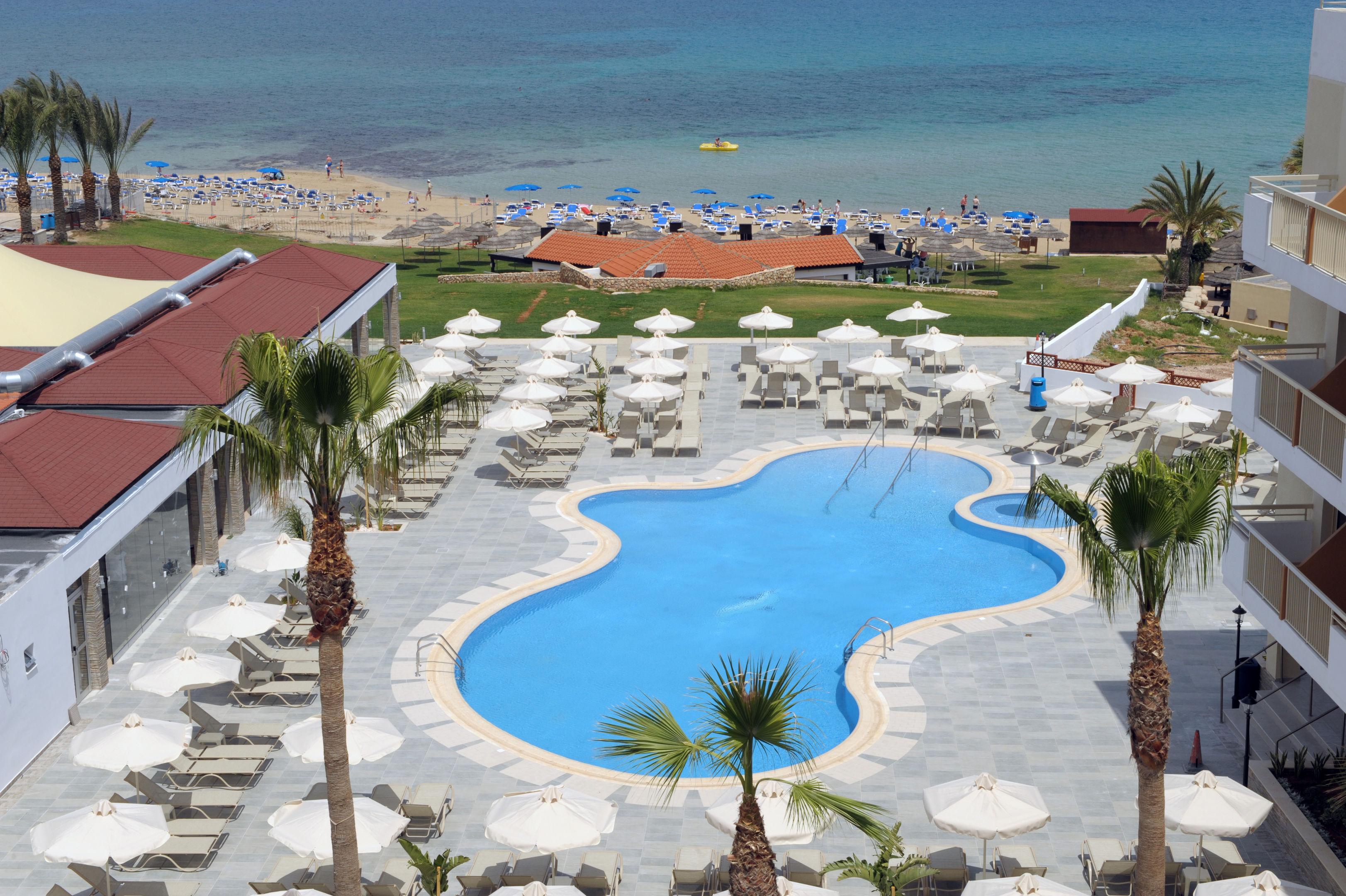 SunConnect Protaras Beach Golden Star