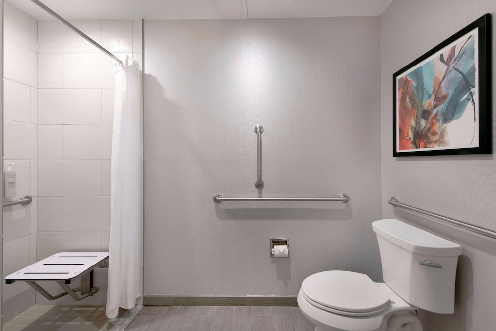 Hilton Garden Inn Raleigh Cary - photo 47