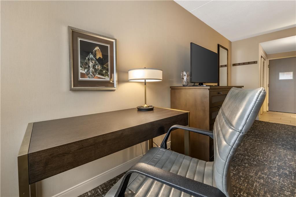 Best Western Plus The Normandy Inn & Suites - photo 50