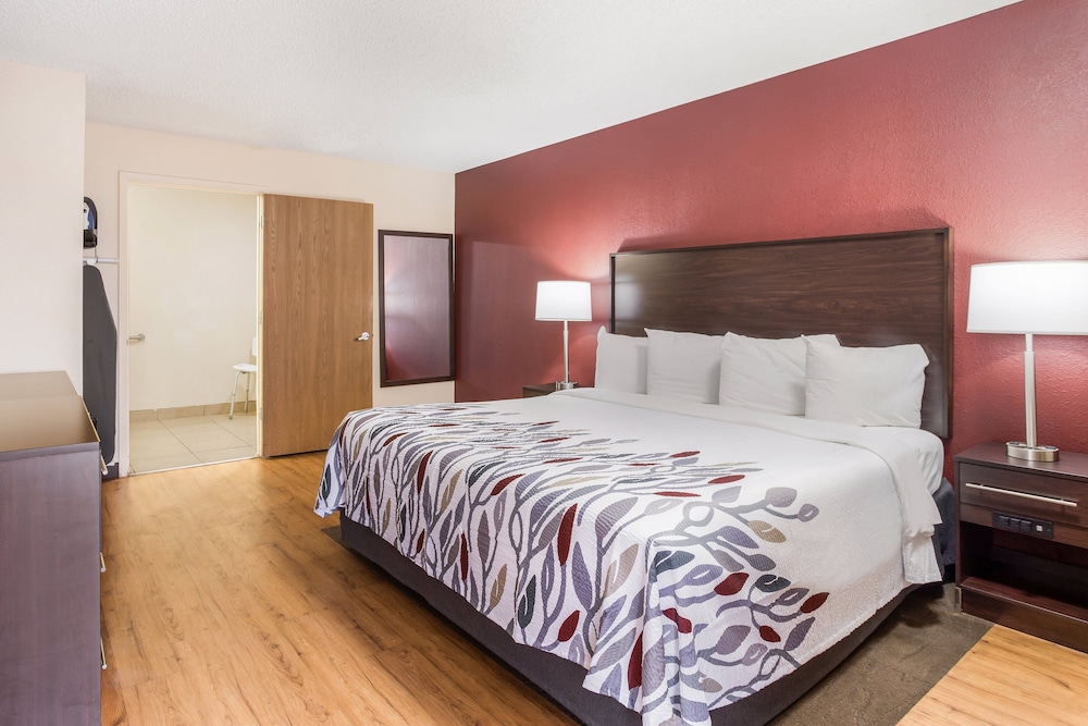 Red Roof Inn Albuquerque Midtown - photo 18