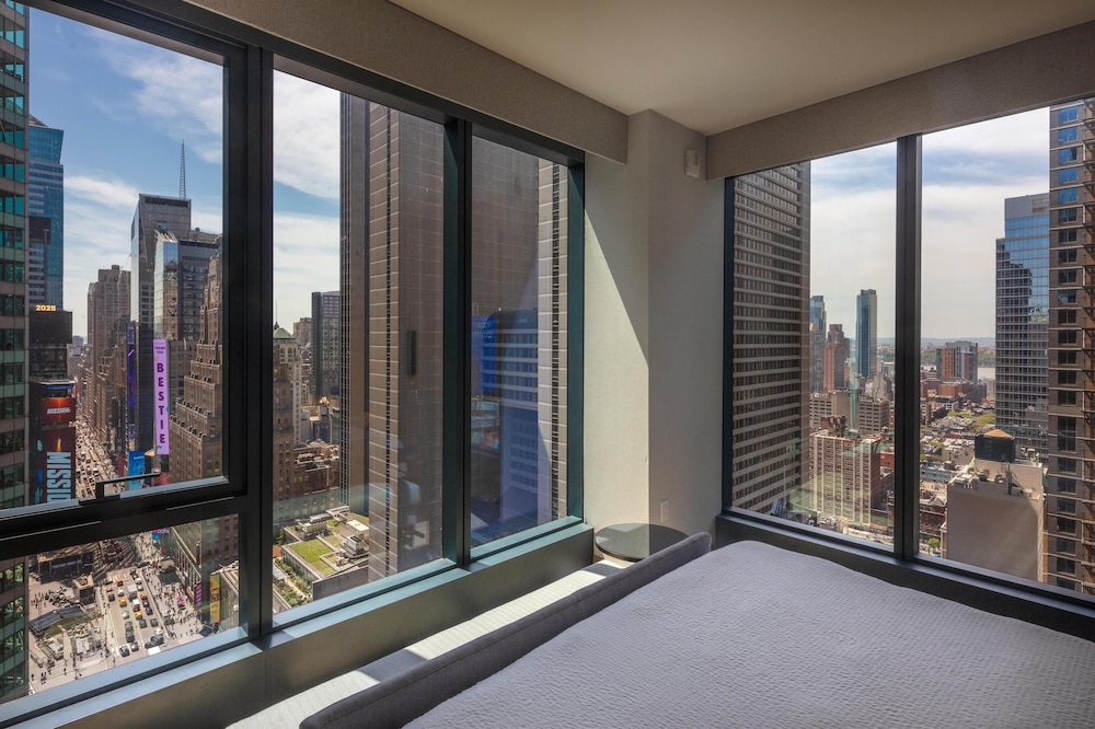 Tempo by Hilton New York Times Square - photo 45