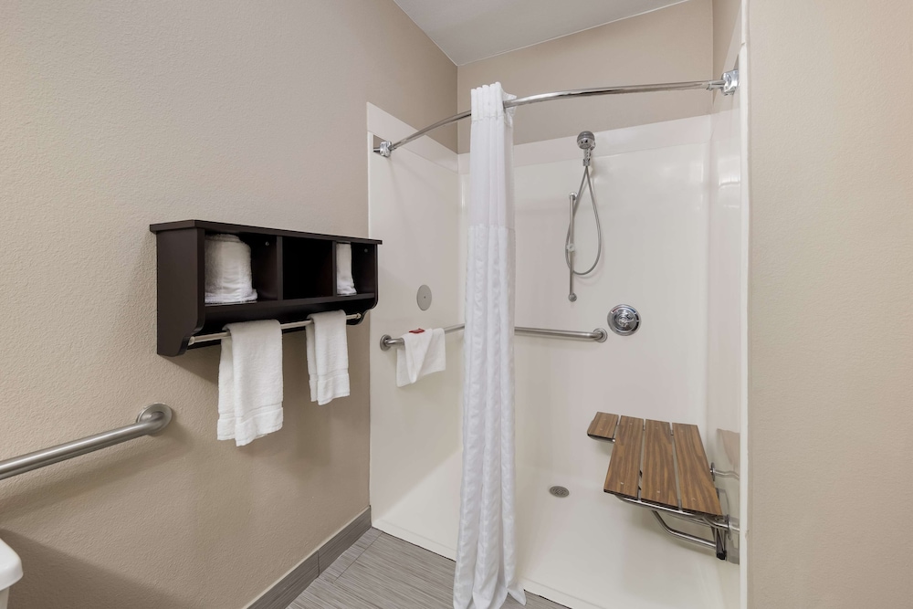 Comfort Suites Plano East Richardson - photo 43