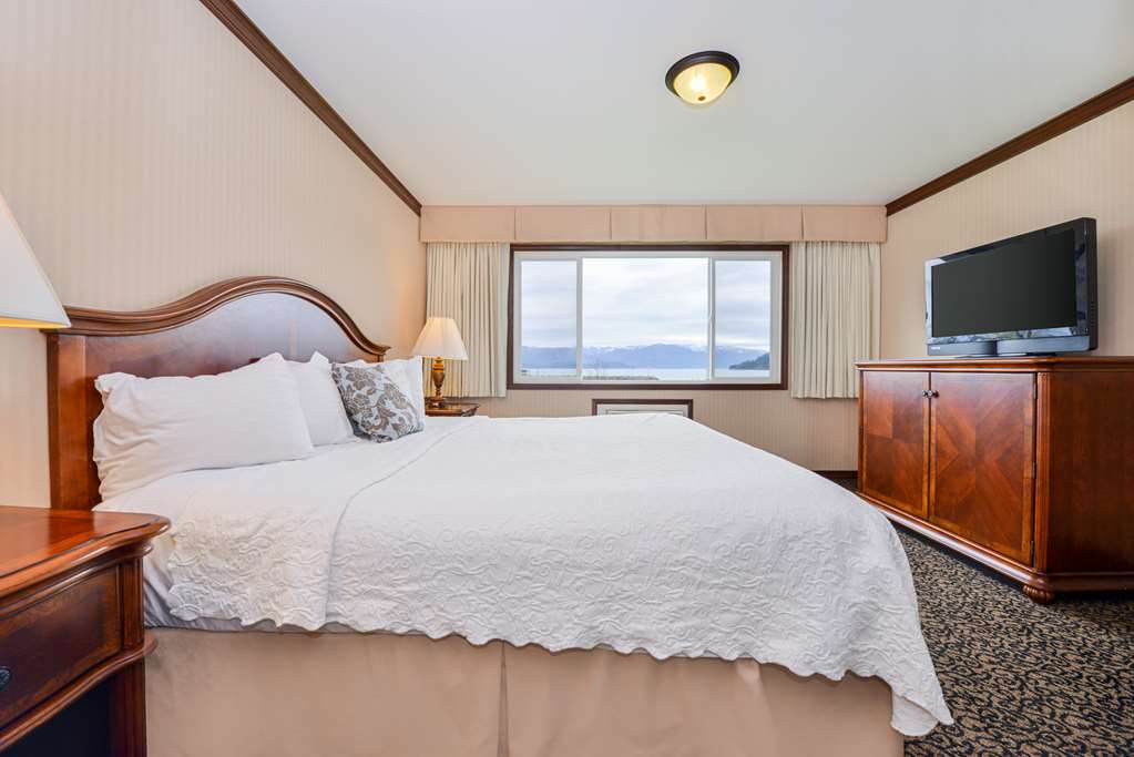 Best Western Edgewater Resort - photo 13