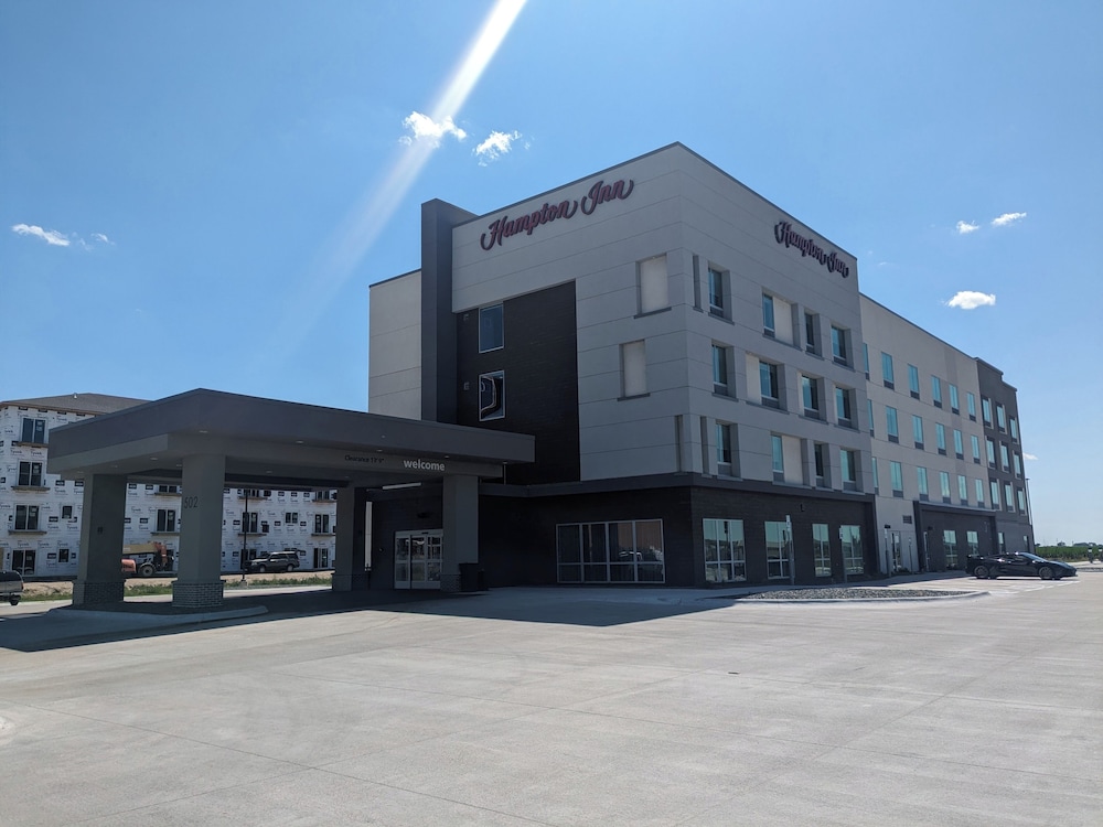 Hampton Inn Ogallala - photo 33