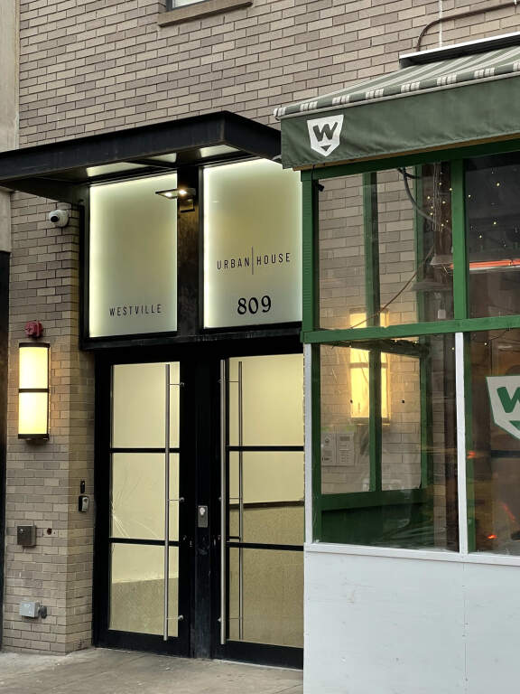 809 4B Studio Balcony W D Prime location — 4-Star Luxury Hotel in New York City, United States