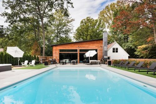 Primrose By Dwell Vacations - last minute hotel in Unknown City