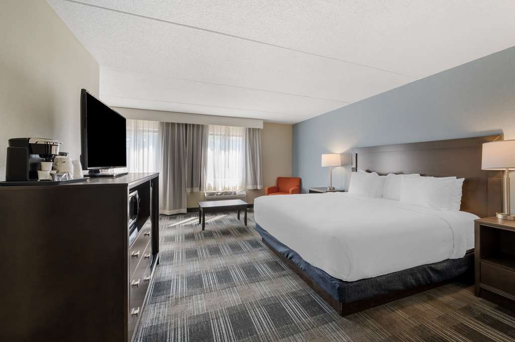 Best Western Plus Alexandria Fort Belvoir - photo 18