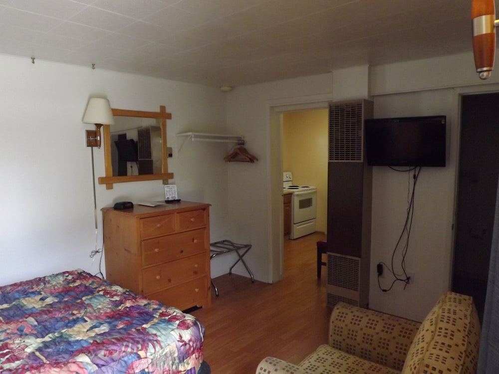 Z Bar Motel - photo 22