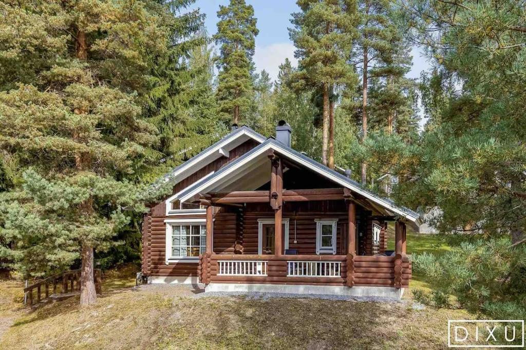 Latvahonka Cottage — 4-Star Luxury Hotel in Jaemsae, Finland