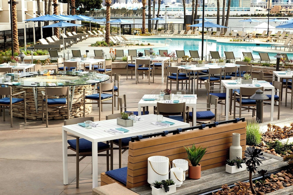 Coronado Island Marriott Resort & Spa - photo 76