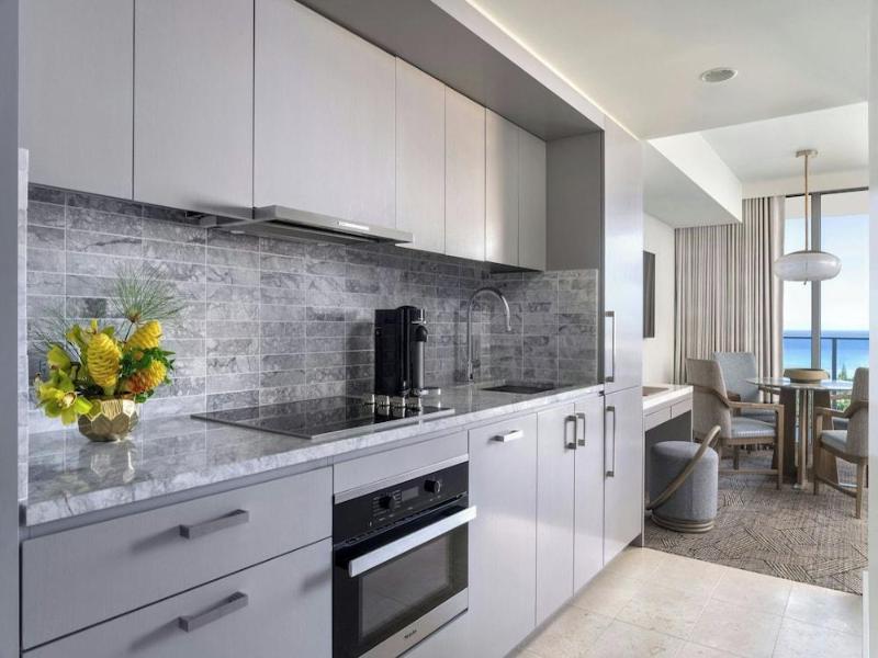 The Ritz Carlton Residences Waikiki Beach - photo 104