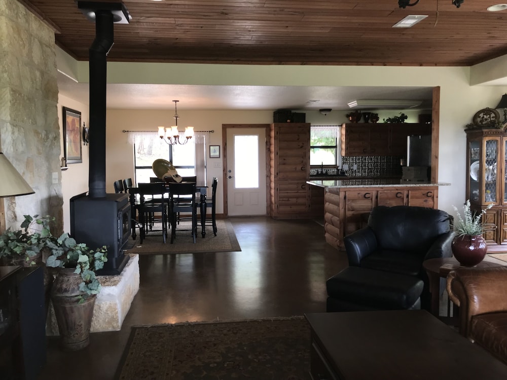 Walnut Canyon Cabins - photo 2