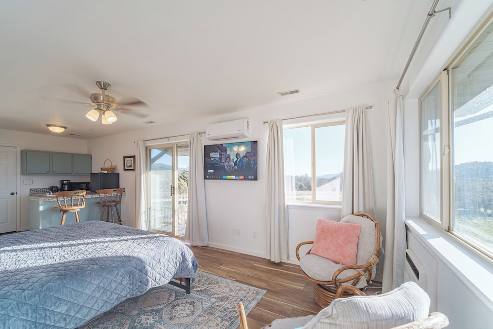 The Harmony Studio at Wind Walker Homestead - photo 9