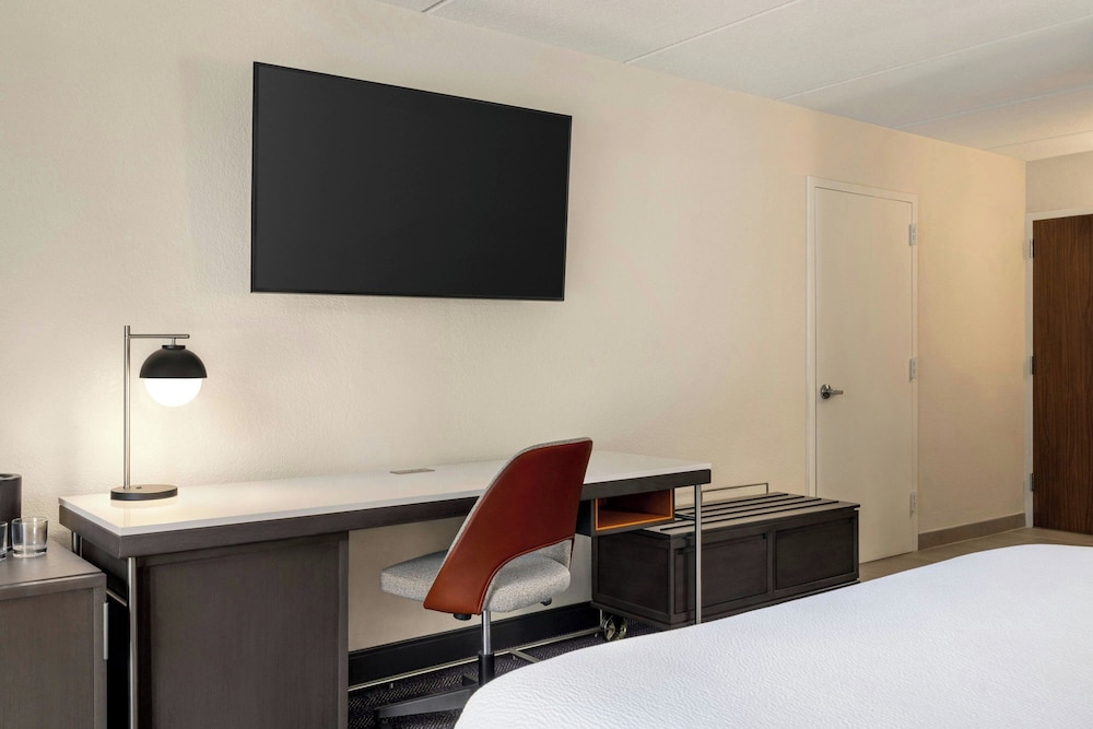 Courtyard by Marriott Atlanta Northlake - photo 19