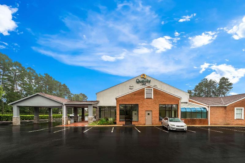 Super 8 by Wyndham Cornelia - photo 4