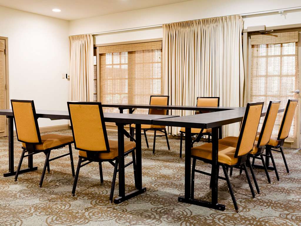 Comfort Suites Baton Rouge South I 10 - photo 31