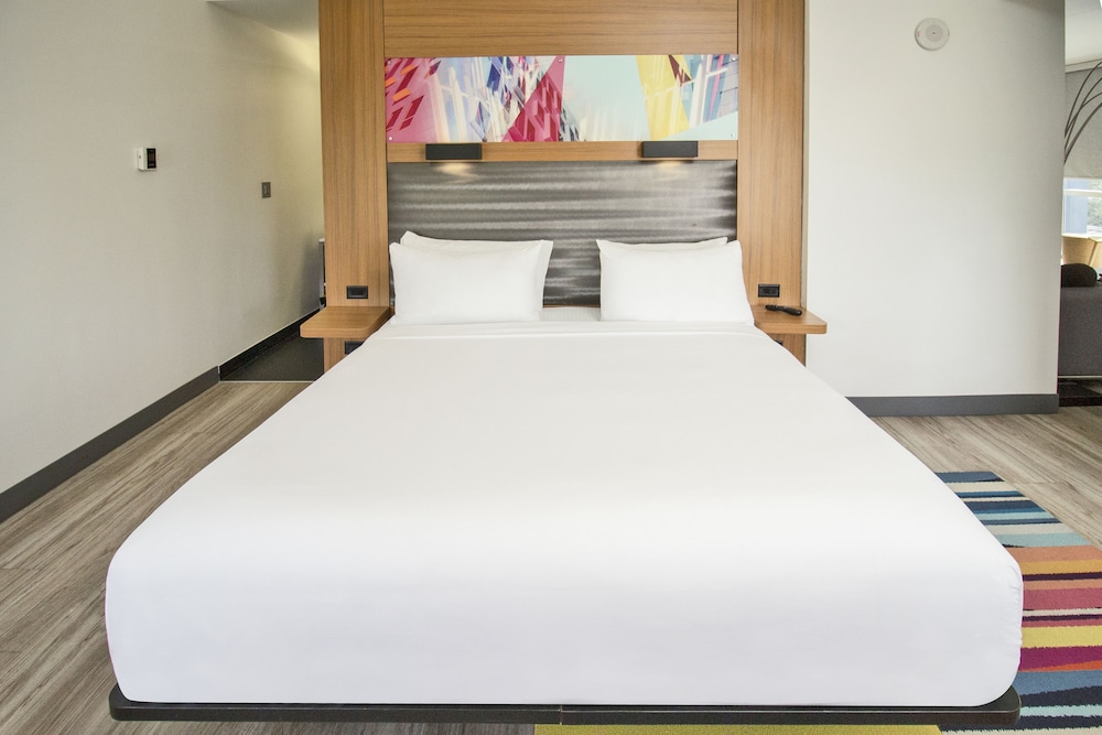 Aloft Miami Doral - photo 17