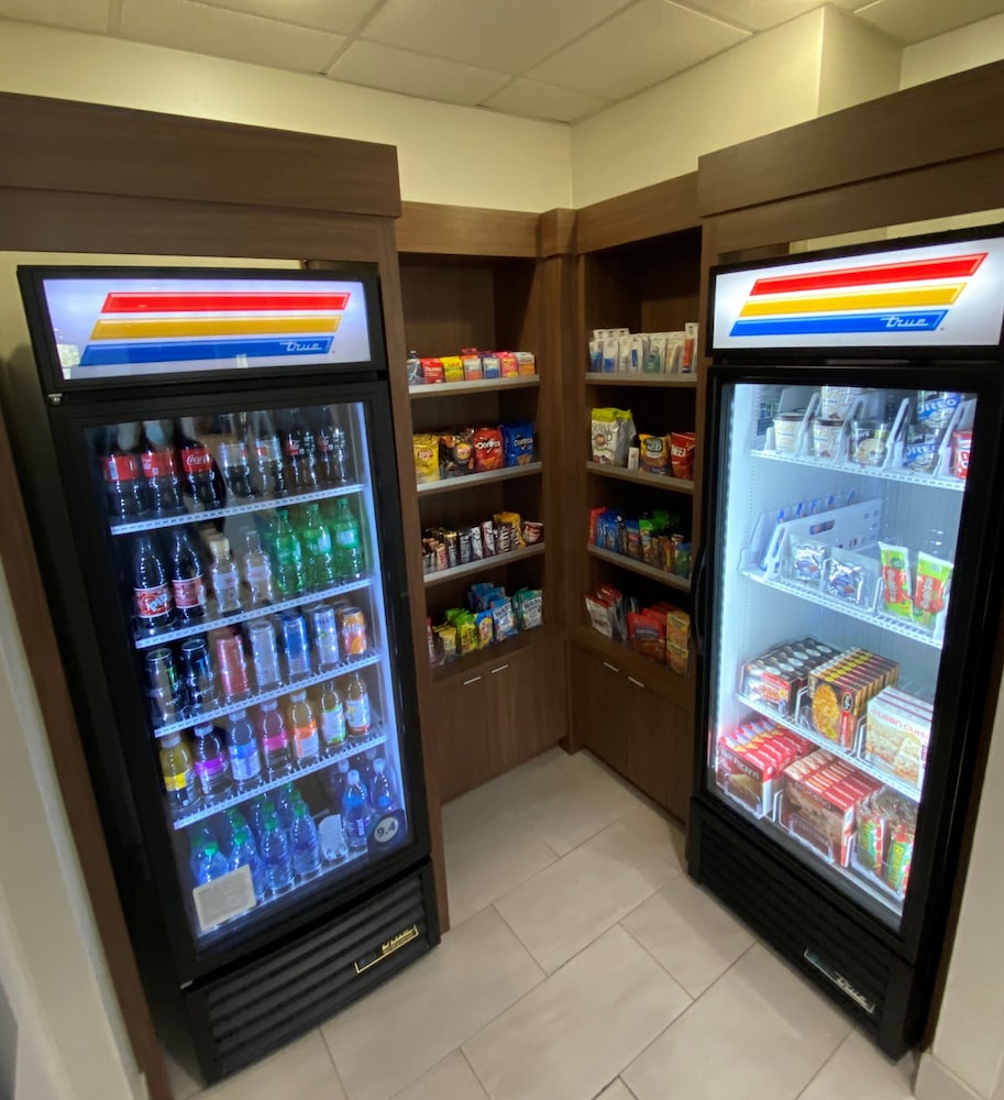 Holiday Inn Express Hotel & Suites El Dorado Hills - photo 66