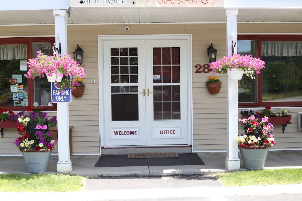 Cozy Corner Motel - photo 27