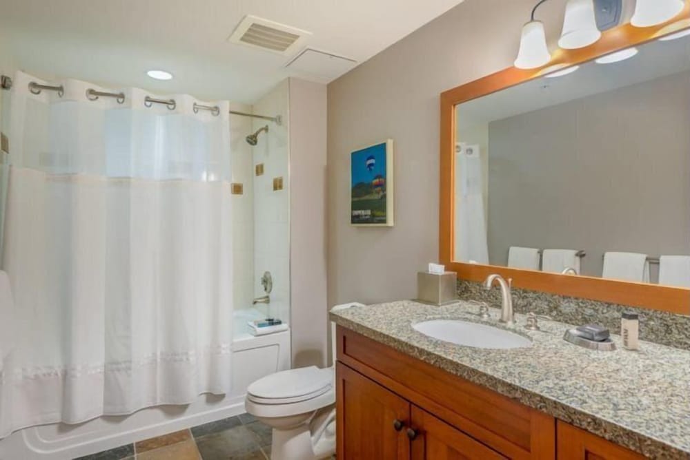 Luxury Ski in Ski out 2 Bedroom Mountain Resort Vacation Rental in the Heart of Snowmass Base Village - photo 29