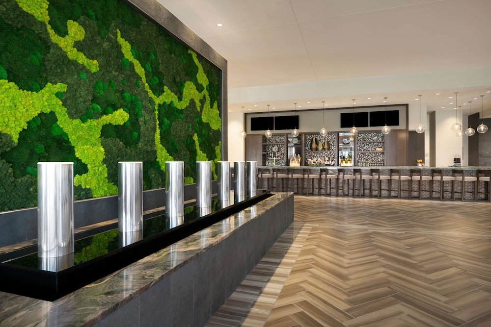 Embassy Suites by Hilton San Antonio Landmark - photo 34